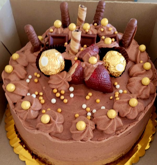 Chocolatey Chocolate Mousse Cake